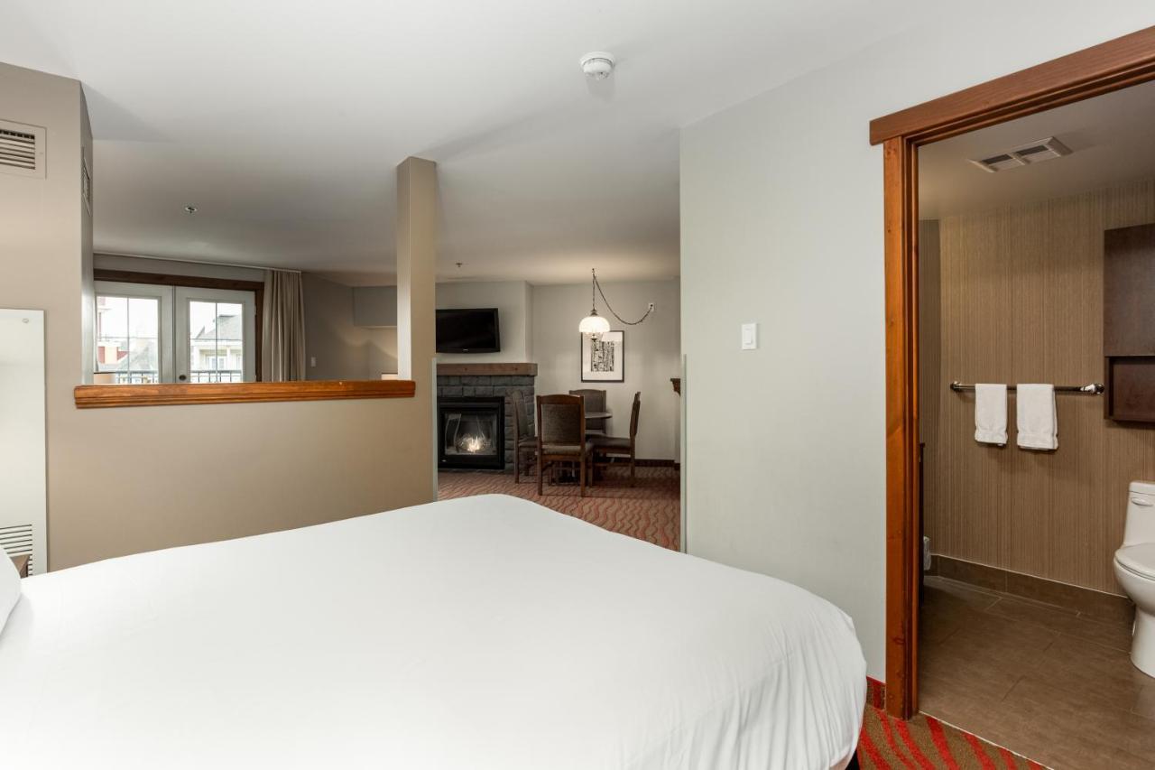 Hotel La Tour Des Voyageurs II Mont-Tremblant Esterno foto