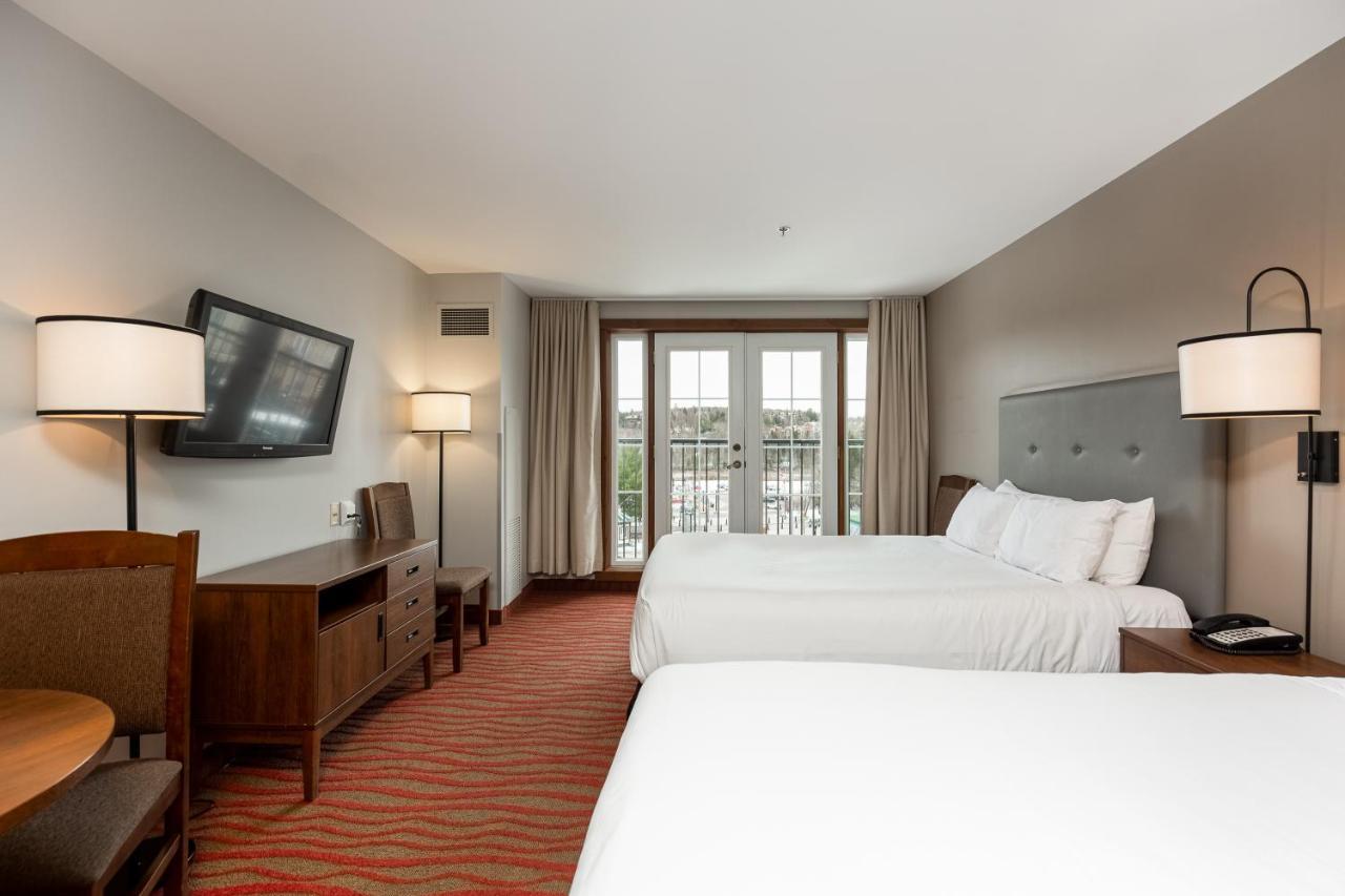 Hotel La Tour Des Voyageurs II Mont-Tremblant Esterno foto