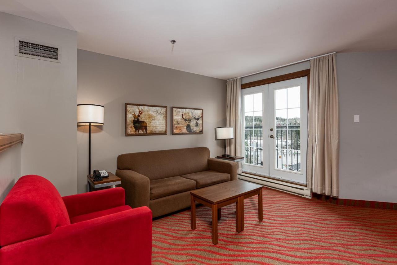 Hotel La Tour Des Voyageurs II Mont-Tremblant Esterno foto